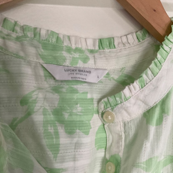 Lucky Brand Women's Short Sleeve Ruffle Collar Feminine Popover Top Sz Large - Picture 3 of 6